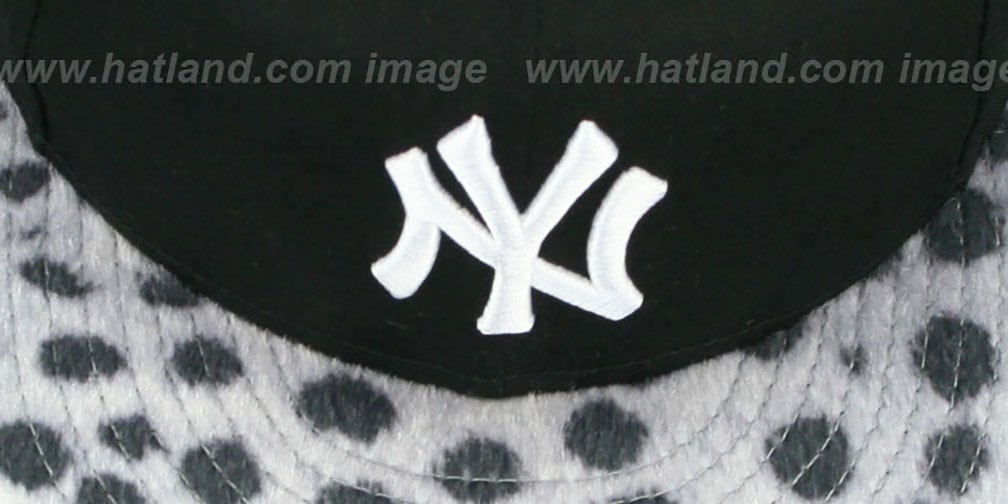 Yankees 'DALMATION ANIMALISTIC-FUR VIZA STRAPBACK' Hat by New Era