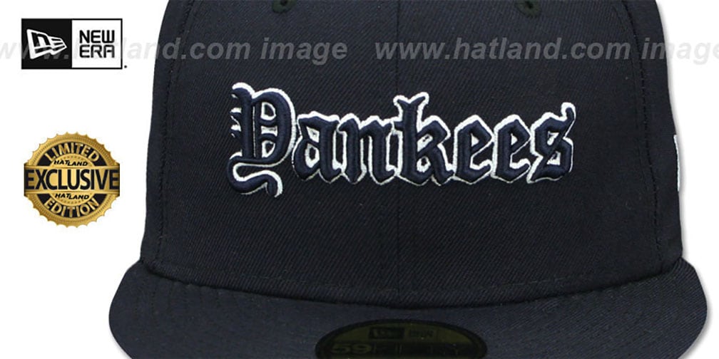 Yankees 'GOTHIC TEAM-BASIC' Navy Fitted Hat by New Era