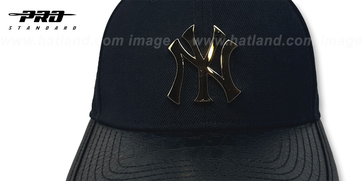 Yankees LOW-PRO 'GOLD METAL BADGE STRAPBACK' Black Hat by Pro Standard