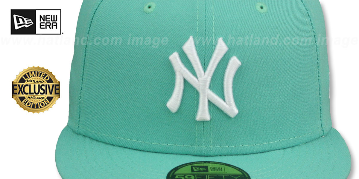 Yankees 'TEAM-BASIC' Mint-White Fitted Hat by New Era