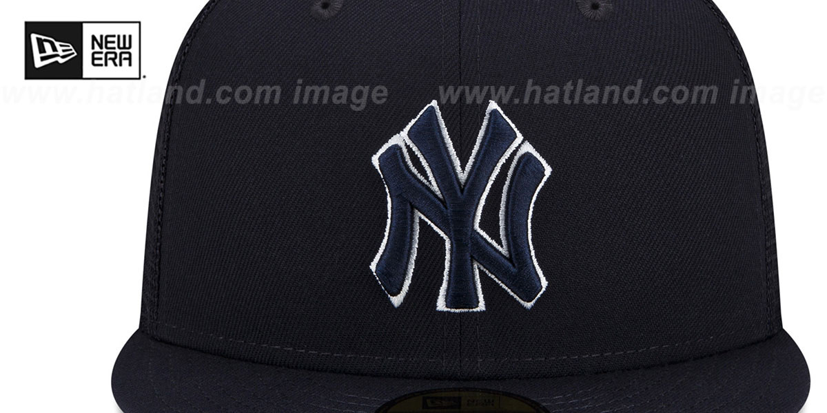 Yankees 'BATTING PRACTICE TRUCKER' Navy Fitted Hat by New Era