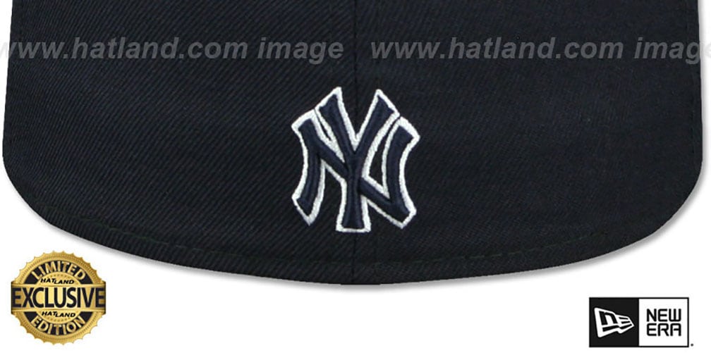 Yankees 'GOTHIC TEAM-BASIC' Navy Fitted Hat by New Era