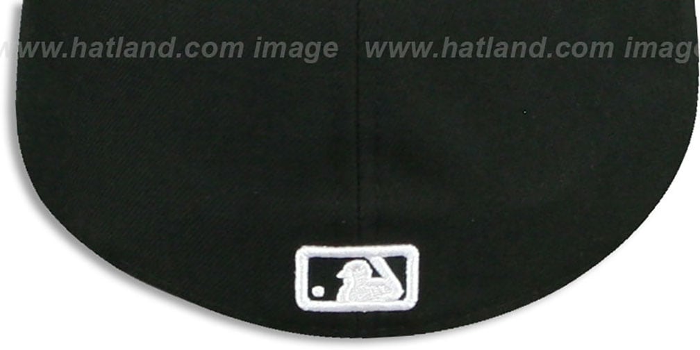 Yankees 'TEAM-BASIC' Black-White Fitted Hat by New Era