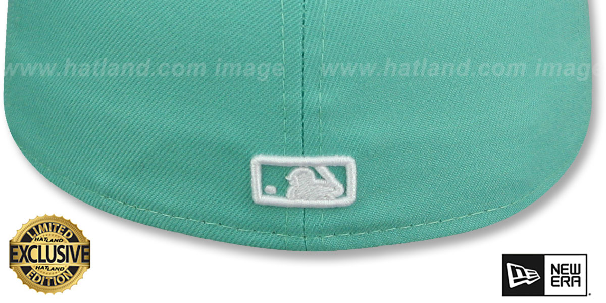 Yankees 'TEAM-BASIC' Mint-White Fitted Hat by New Era