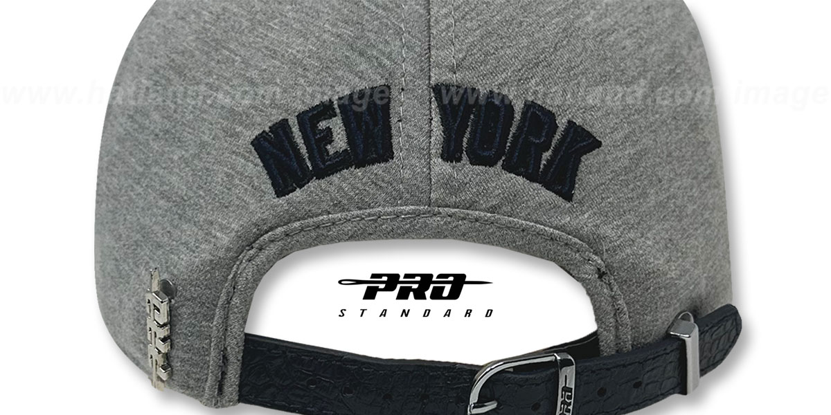 Yankees 'TEAM-BASIC STRAPBACK' Grey-Navy Hat by Pro Standard