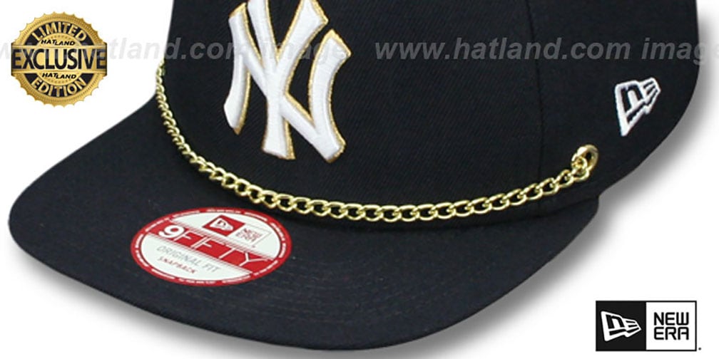 Yankees  'CHAIN SNAPBACK' Navy Hat by New Era