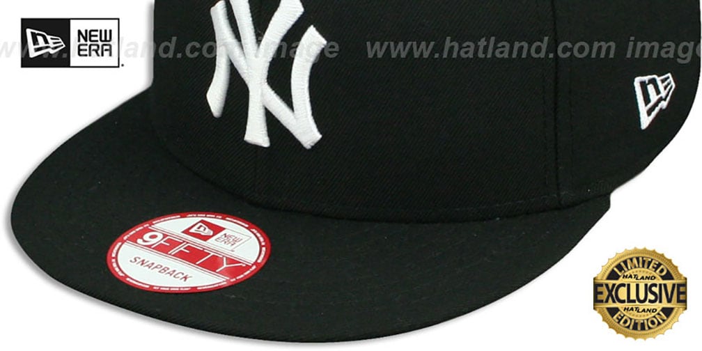Yankees 'TEAM-BASIC SNAPBACK' Black-White Hat by New Era