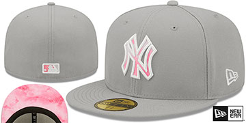 Yankees '2022 MOTHERS DAY' Fitted Hat by New Era