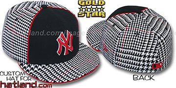 Yankees 'HOUND DOG' Fitted Hat by New Era