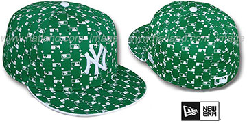 Yankees 'MLB FLOCKING' Kelly Fitted Hat by New Era